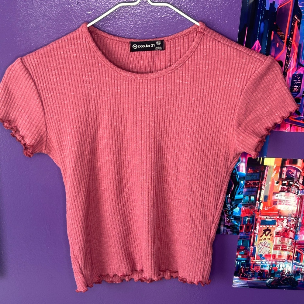 Popular 21 Small Pink Form Fitting Crop Top